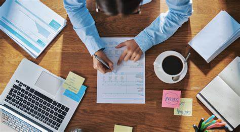 ib商務管理和經濟哪個難,該怎么選擇?